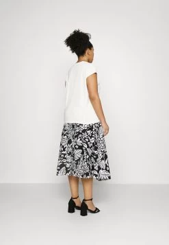 T-Shirt Basic - Off White 10 T-Shirt Basic - Off White -Anna Field 9959d05113db4896b7aac3ac6b873c50